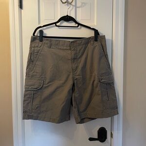 LL Bean Natural Fit Shorts, size 38W